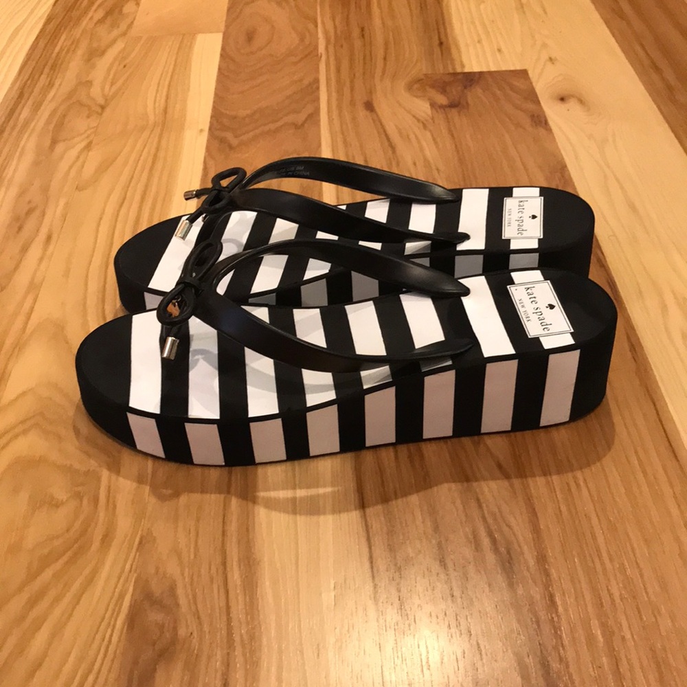 Kate spade flip flops